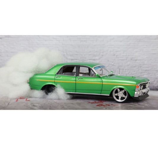 DDA 1:24 Gr XW GS Ford Burnout Car