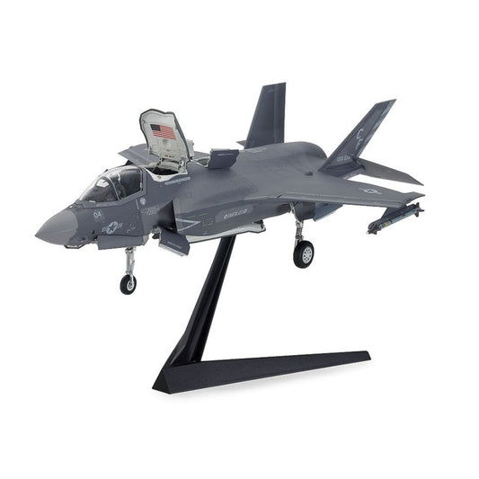 Tamiya 1:72 F-35B Lightning II Model Kit