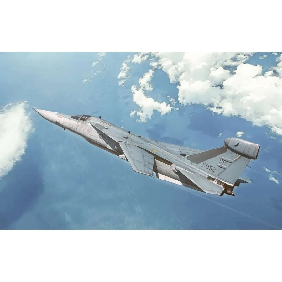 Italeri 1235 1/72 EF111 A Raven